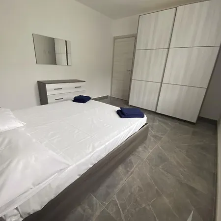 Casale Gabriella Bilocale Con Porticato *