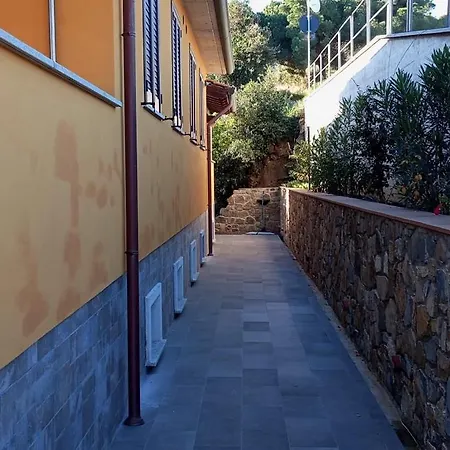 Casale Gabriella Bilocale Con Porticato Apartment *